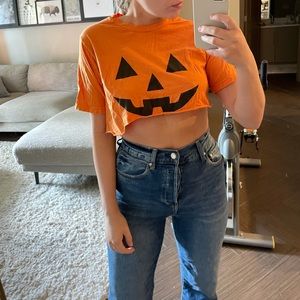 Urban outfitters pumpkin cropped tee